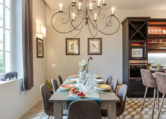 Διαμέρισμα Puccini Penthouse With Terrace Inside