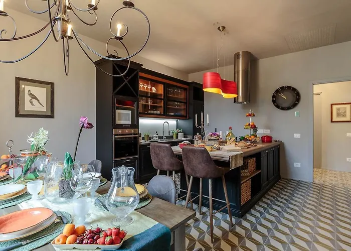 Puccini Penthouse With Terrace Inside