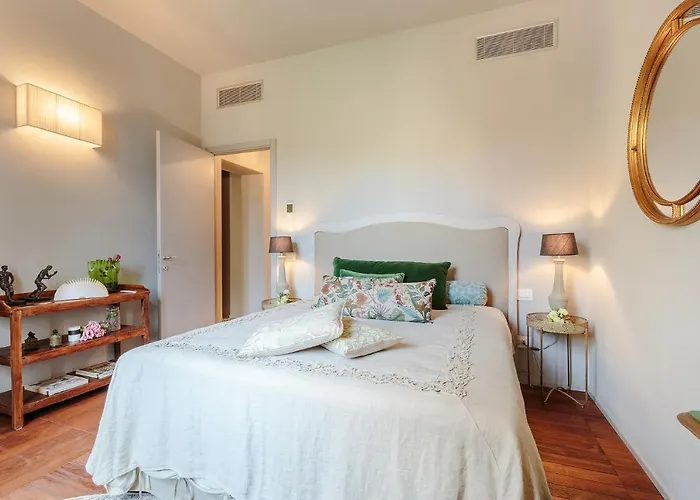 Puccini Penthouse With Terrace Inside Λούκα