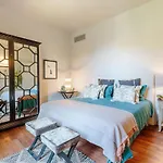 Puccini Penthouse With Terrace Inside Apartamento Lucca