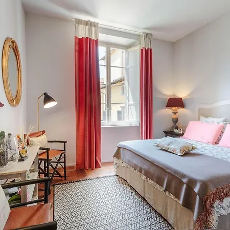 Puccini Penthouse With Terrace Inside Apartment