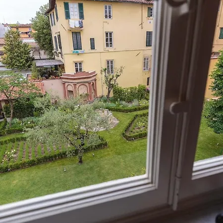 Puccini Penthouse With Terrace Inside * Lucca