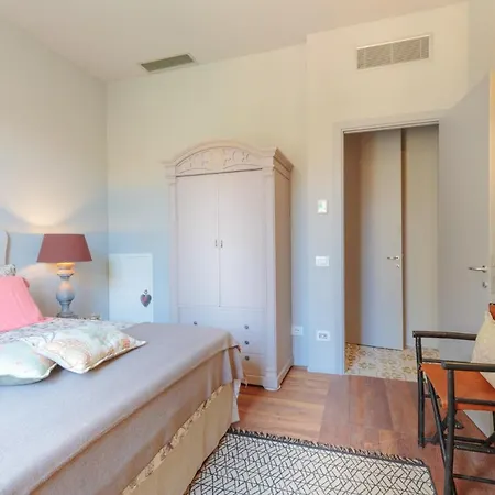 Puccini Penthouse With Terrace Inside Apartman *